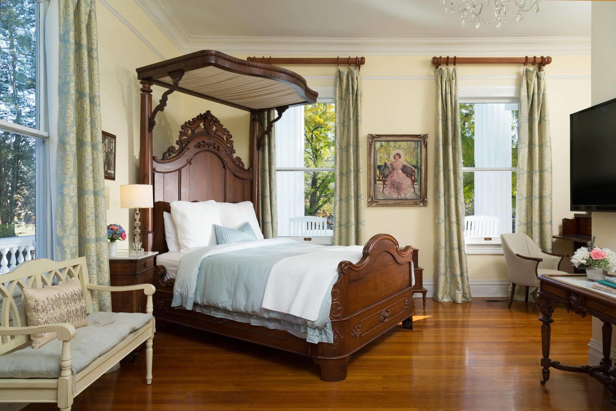 The Twelve Oaks Bed & Breakfast โควิงตัน ภายนอก รูปภาพ